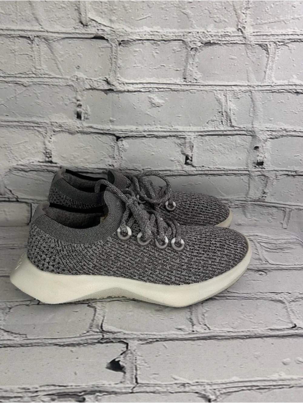 Allbirds Tree Dasher 2 Women’s Gray Knit Lace-Up Sneakers